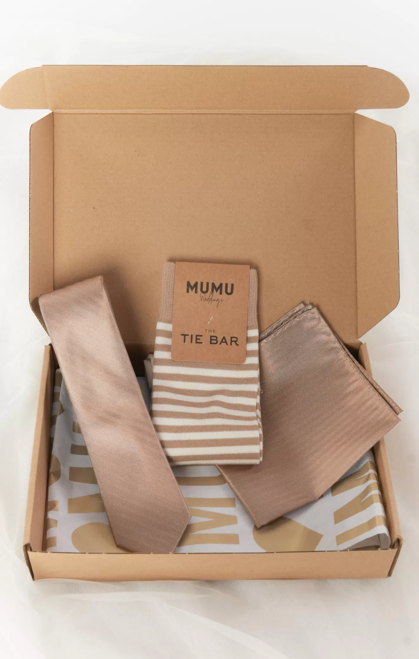 Show Me Your Mumu Mumu Weddings x Tie Bar Gift Box