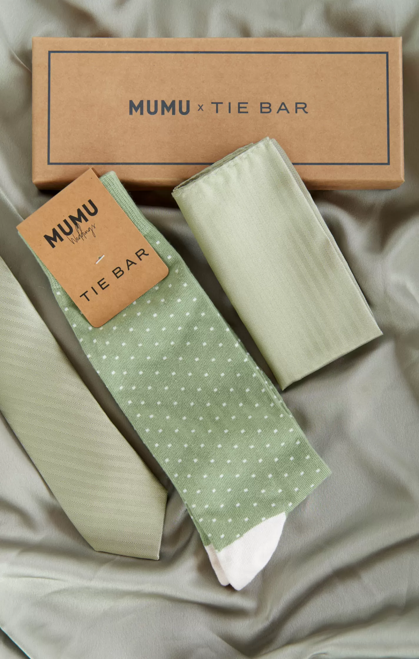 Show Me Your Mumu Mumu Weddings x Tie Bar Gift Box